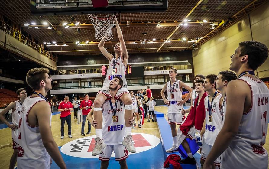 Prkačinov sin donio nam zlato! Hrvatski klinci na tronu Europe