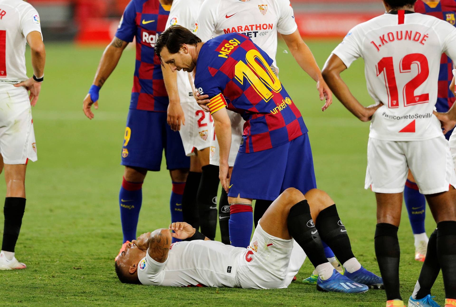 La Liga Santander - Sevilla v FC Barcelona