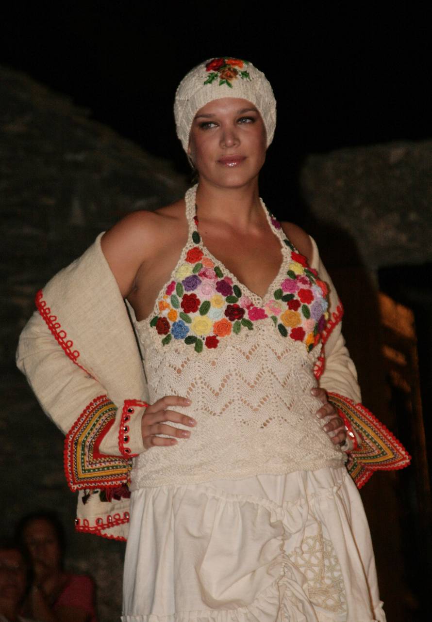 Šibenik: U naselju Solaris održana modna revija s poznatim manekenkama