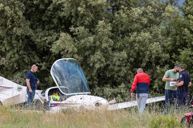 Hvar: Avion promašio pistu, ozlijeđene četiri osobe