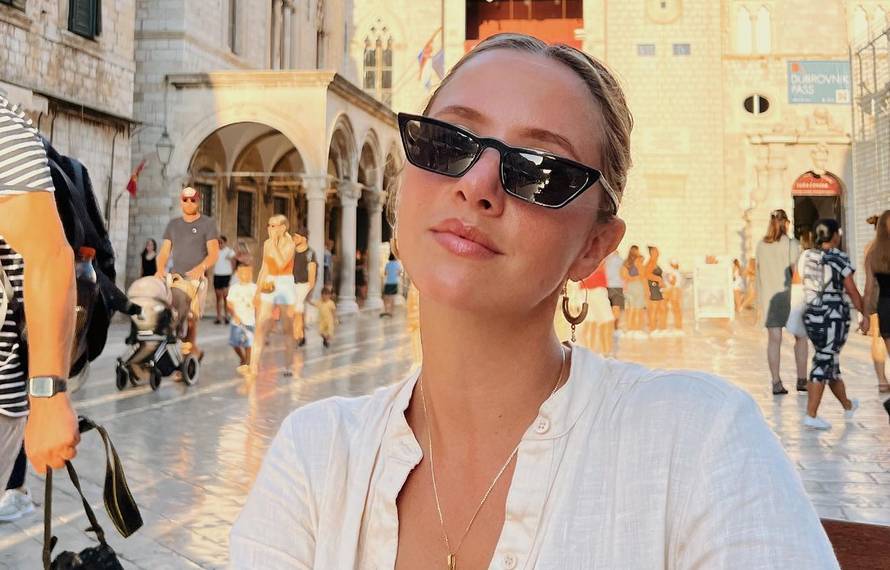 Snaha Roda Stewarta podijelila je tužnu vijest: Preminula je njena 16-godišnja nećakinja...