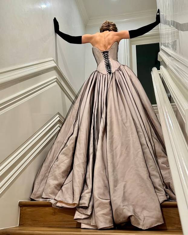 FOTO  Disciplina, snaga i ples - tajna top izgleda Jennifer Lopez