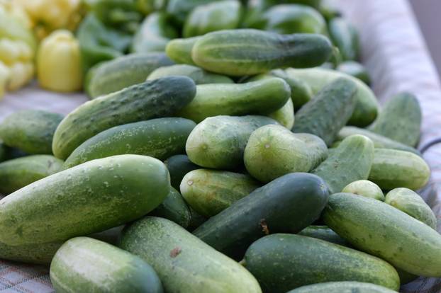 Šibenik: Subotnja ponuda vo?a i povr?a na gradskoj tržnici