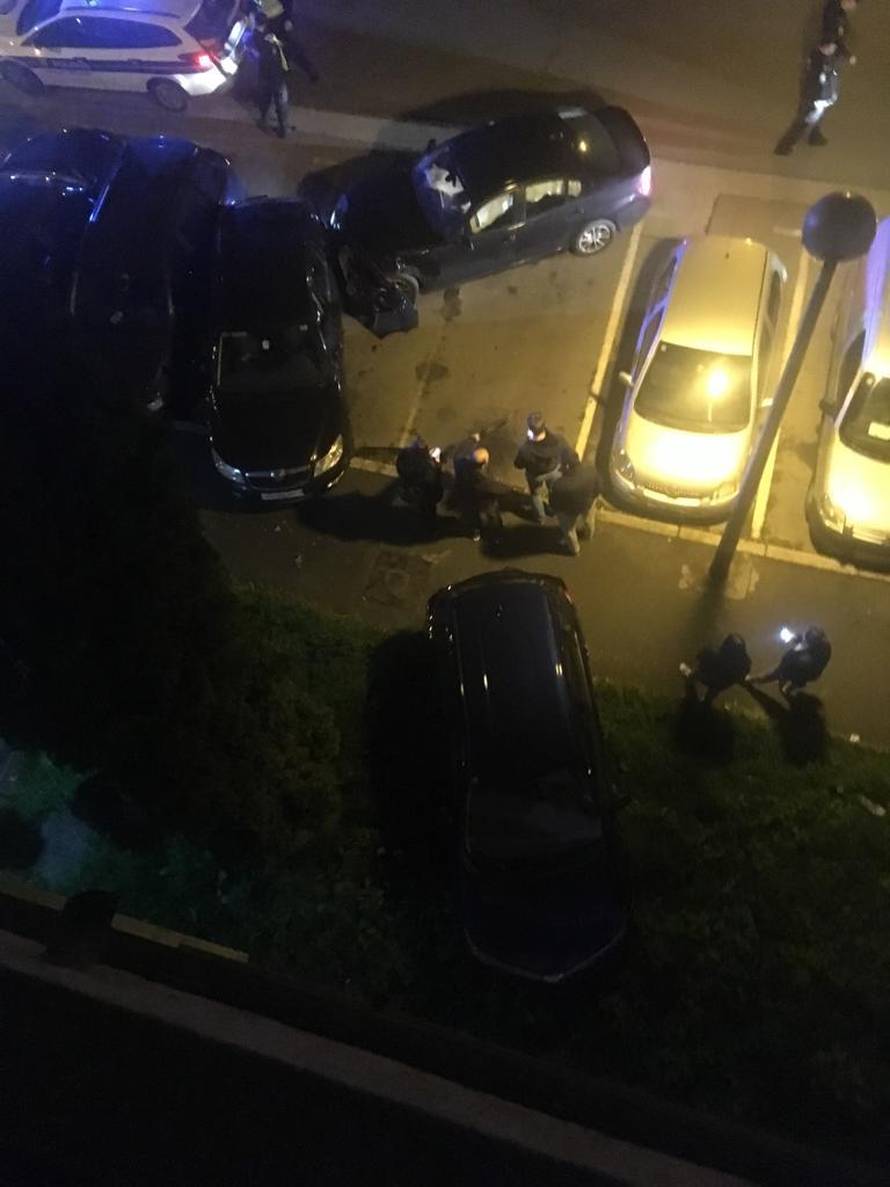 Jurio je s dvoje djece u autu, sudario se, ostavio ih i otrčao