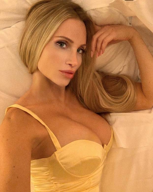 FOTO Ova osobna trenerica ima titulu 'naj guze' Instagrama! Evo koliko naplaćuje po satu...