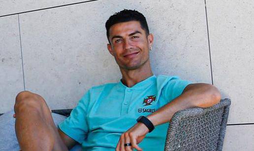 Cristiano Ronaldo opet je zbunio fanove s nalakiranim noktima