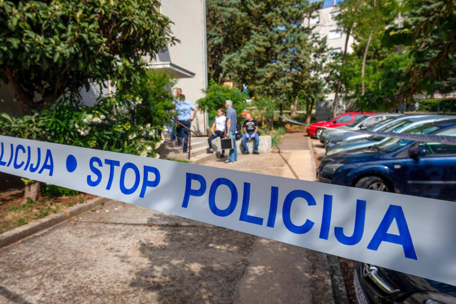 Pula: Očevid u stanu gdje je pronađeno tijelo žene, sumnja se na ubojstvo