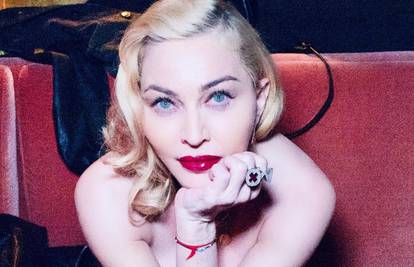 Madonna režira biografski film