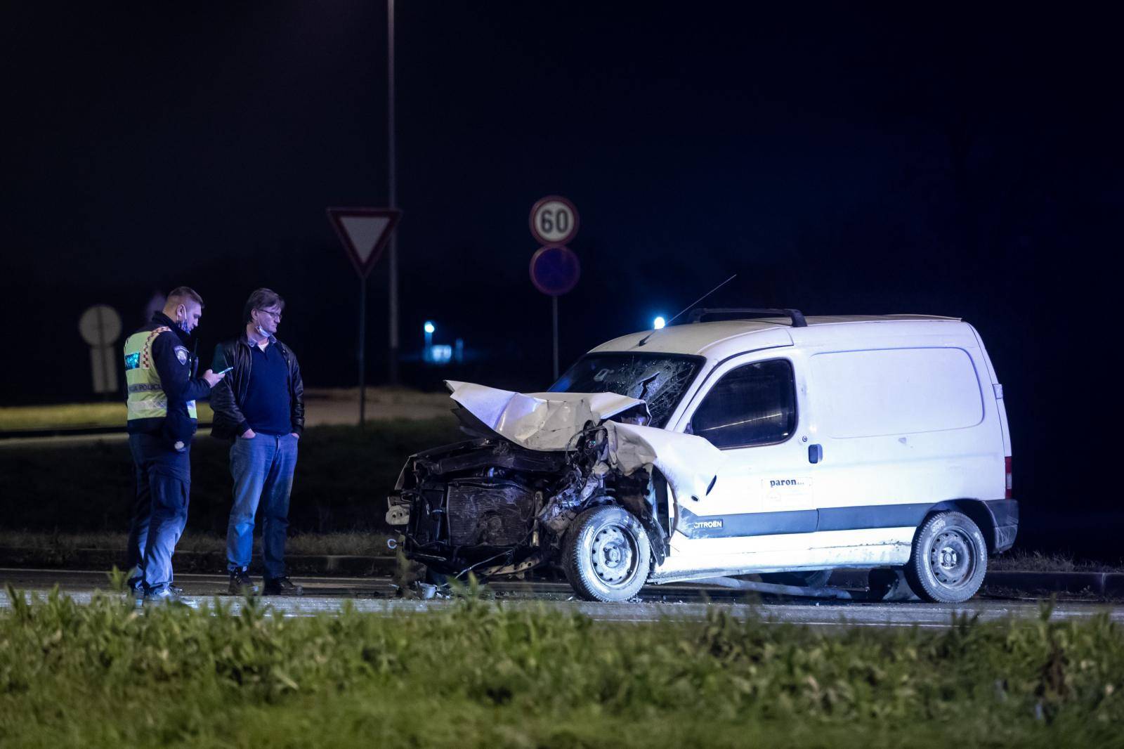 Zagreb: U sudaru dva automobila u blizini Zračne luke jedna je osoba poginula