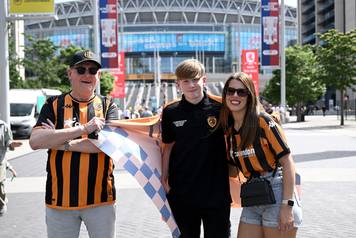 24sata London: Navija&ccaron;i ispred stadiona Wembley prije utakmice Hull Cityja i Middlesbrougha