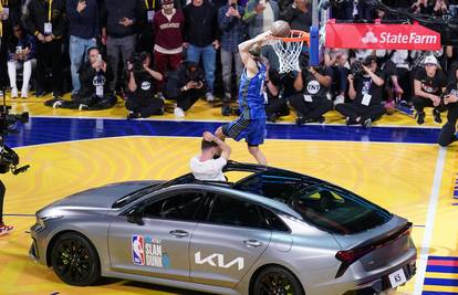 VIDEO Nestvarne scene na NBA all staru: Zakucao preko auta!