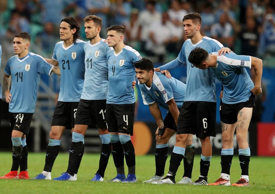 Suárez tragičar Urugvaja: Peru senzacionalni polufinalist Cope