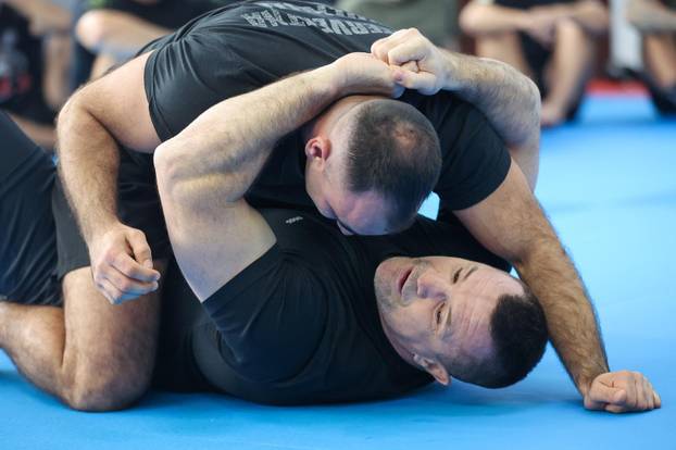 Zagreb: Ogledni trening Mirka Filipovića s pripadnicima specijalne i interventne policije