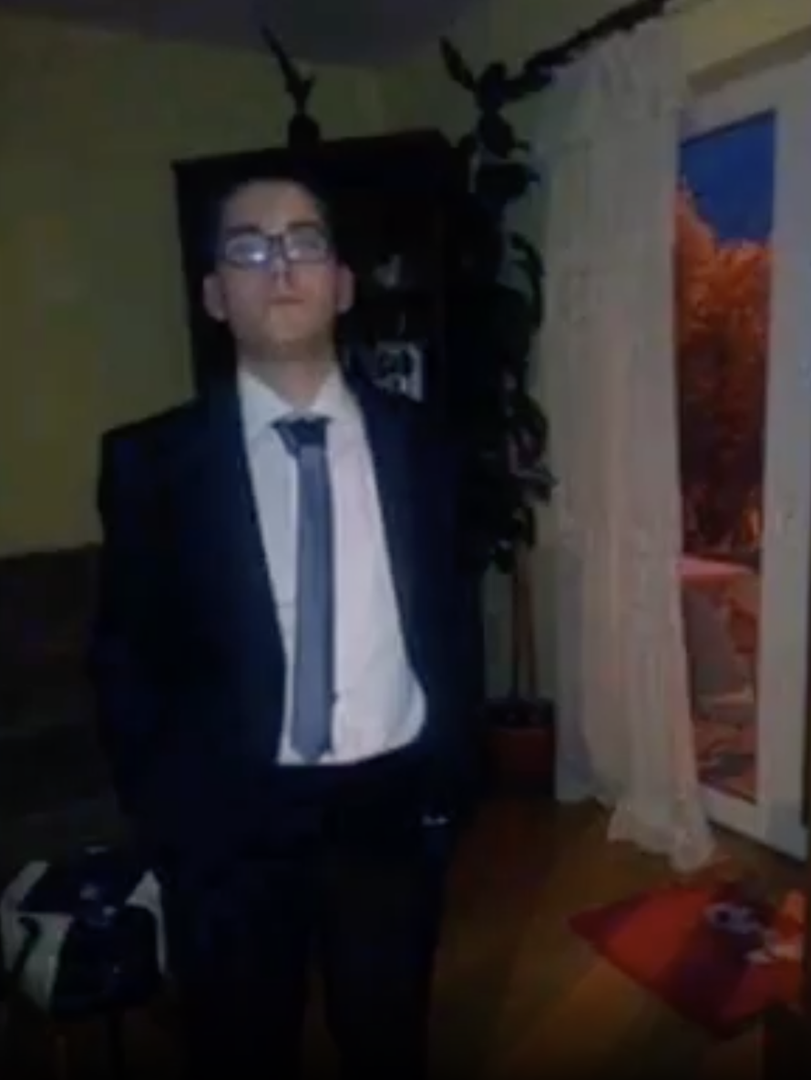 Kristianu su čuvari tri noći dolazili u ćeliju zbog incidenata