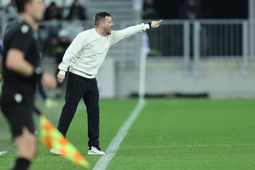 Osijek izgubio na Opus Areni od Slaven Belupa 1:2