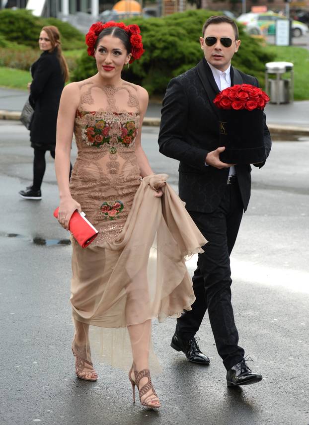 FOTO Hana Hadžiavdagić slavi rođendan: Pogledajte kako se mijenjala kroz godine...