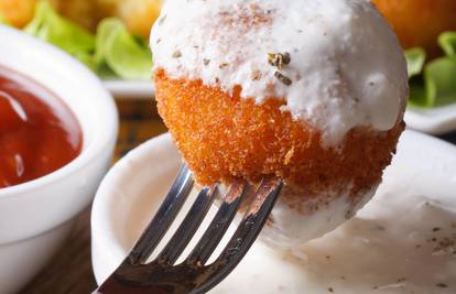 Kroketi sa sirom i vrhnjem su jako fini, a lako ih je napraviti