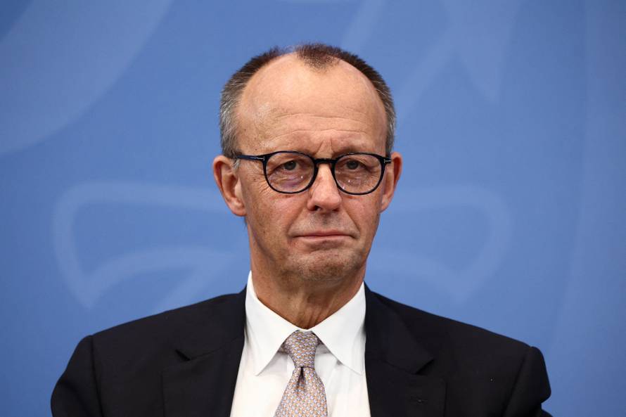 Meeting with the country's 16 state leaders at the chancellery in Berlin