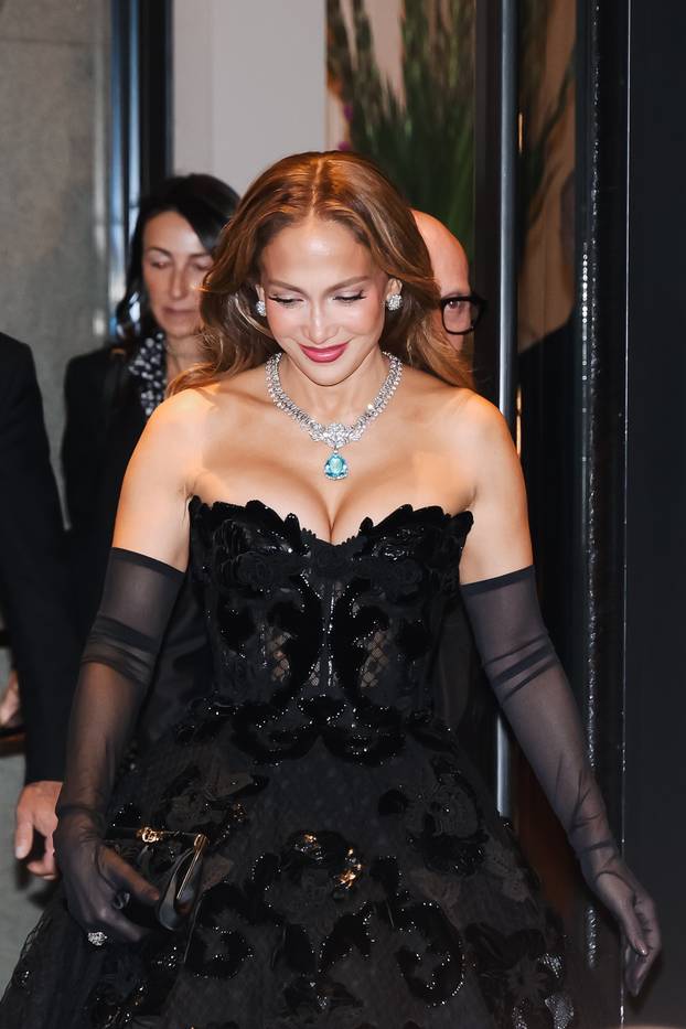 Milan, Celebrity Sightings During Milan Fashion Week - Women's Spring/Summer 2027
