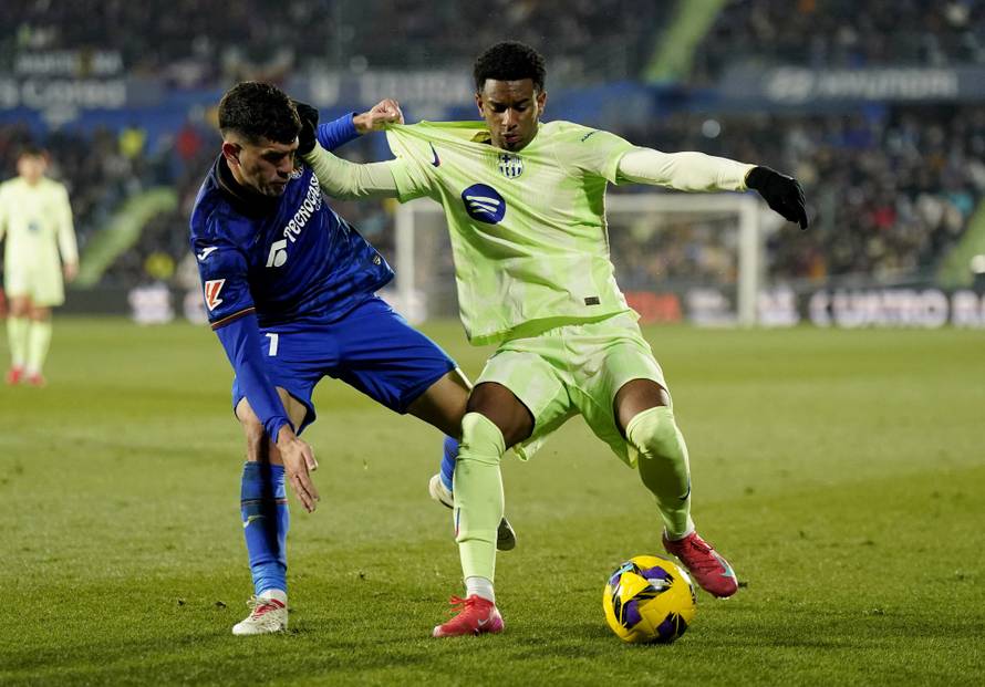 LaLiga - Getafe v FC Barcelona