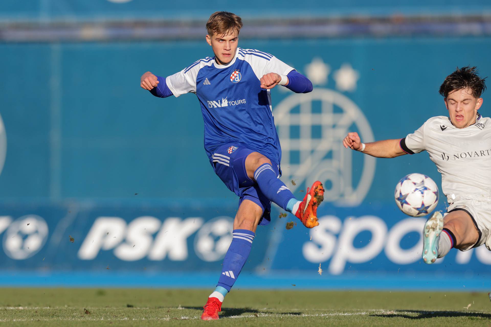 Zagreb: UEFA Liga prvaka mladih, put prvaka, 2. kolo,  GNK Dinamo - FC Basel