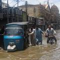Više od 150 mrtvih u poplavama u Pakistanu, očekuje se još kiše