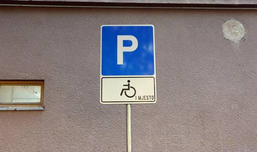 U Zadru 21 vozač nepropisno parkirao na mjestu za invalide