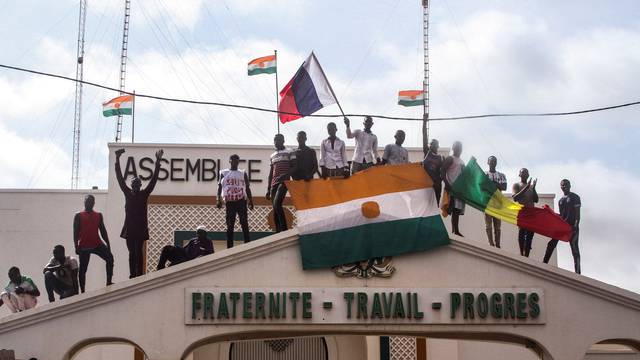 Thousands of anti-sanctions protestors gather in support of the putschist soldiers in the capital Niamey