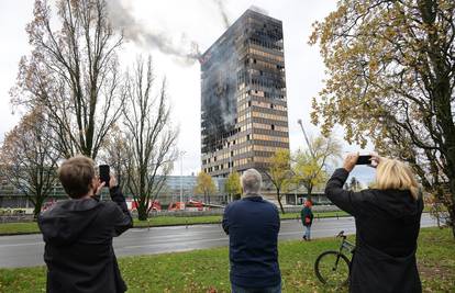 Požarište Vjesnika pregledava se termokamerom. Statičari će procijeniti stanje konstrukcije