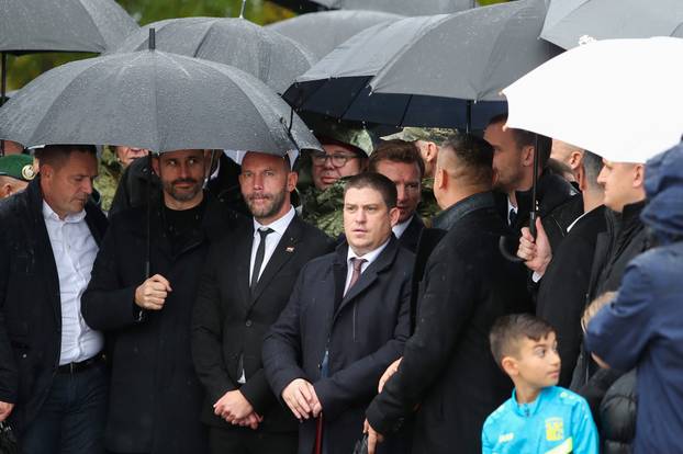 Škabrnja: Predsjednik Zoran Milanović na obilježavanju 33. obljetnice stradanja Škabrnje 