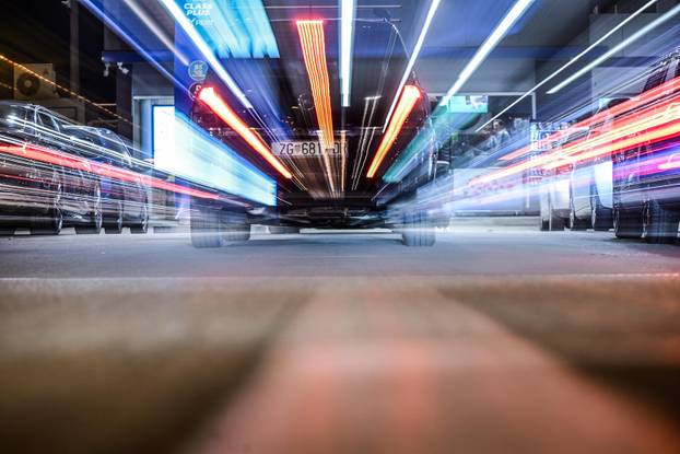 Zagreb: Gužve na benzinskim postajama zbog sutrašnjeg poskupljenja goriva