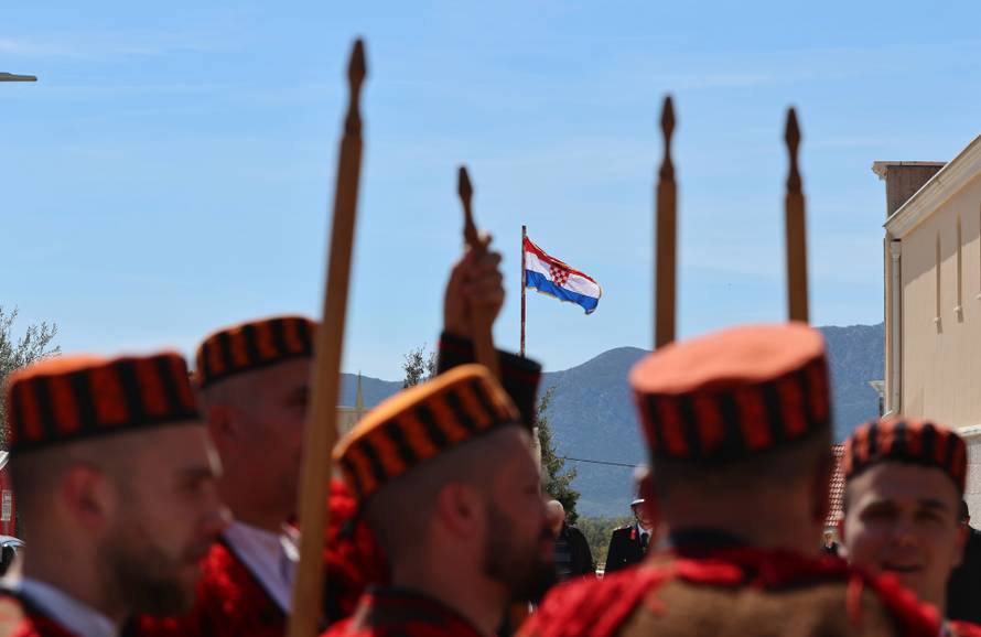 Katuni : Tradicionalni 25. Hrvatski festival žudija