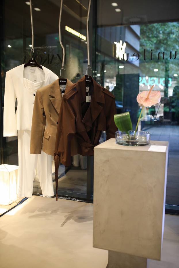 Zagreb: Lunilou & IZAKOVA store