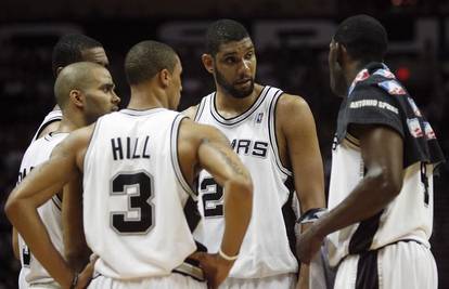 NBA: Duncan 27 skokova, a Parker se opet ozljedio