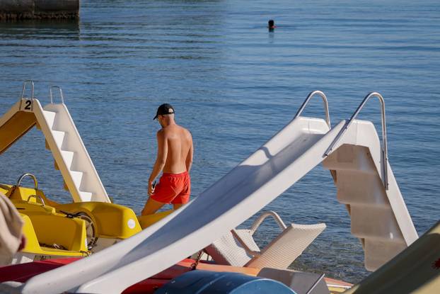 Zadar: Sunčanje i kupanje ugodno je i u listopadu
