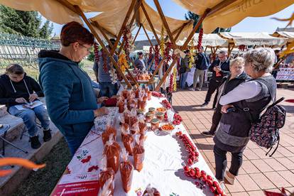 U Lugu održan tradicionalni Paprika fest