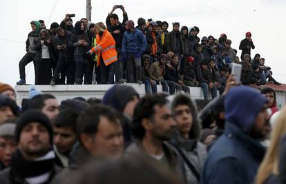 Austrija želi vraćati migrante u Mađarsku,  ona  to ne prihvaća