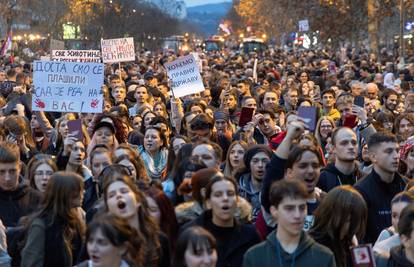 Studenti iz BiH pružili podršku kolegama iz Srbije: 'Uz vas je Banja Luka jer je i nama muka'