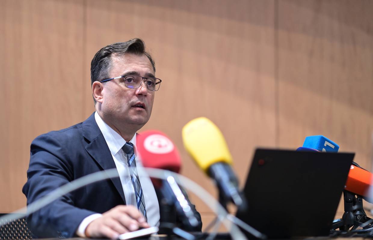 Oporba o Vanđelićevoj ostavci: Otišao je jer vlast nije imala političke volje za obnovu