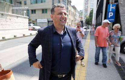 BiH: Dodikovom kritičaru su ponovo zapalili automobil, EU upozorava na političko nasilje