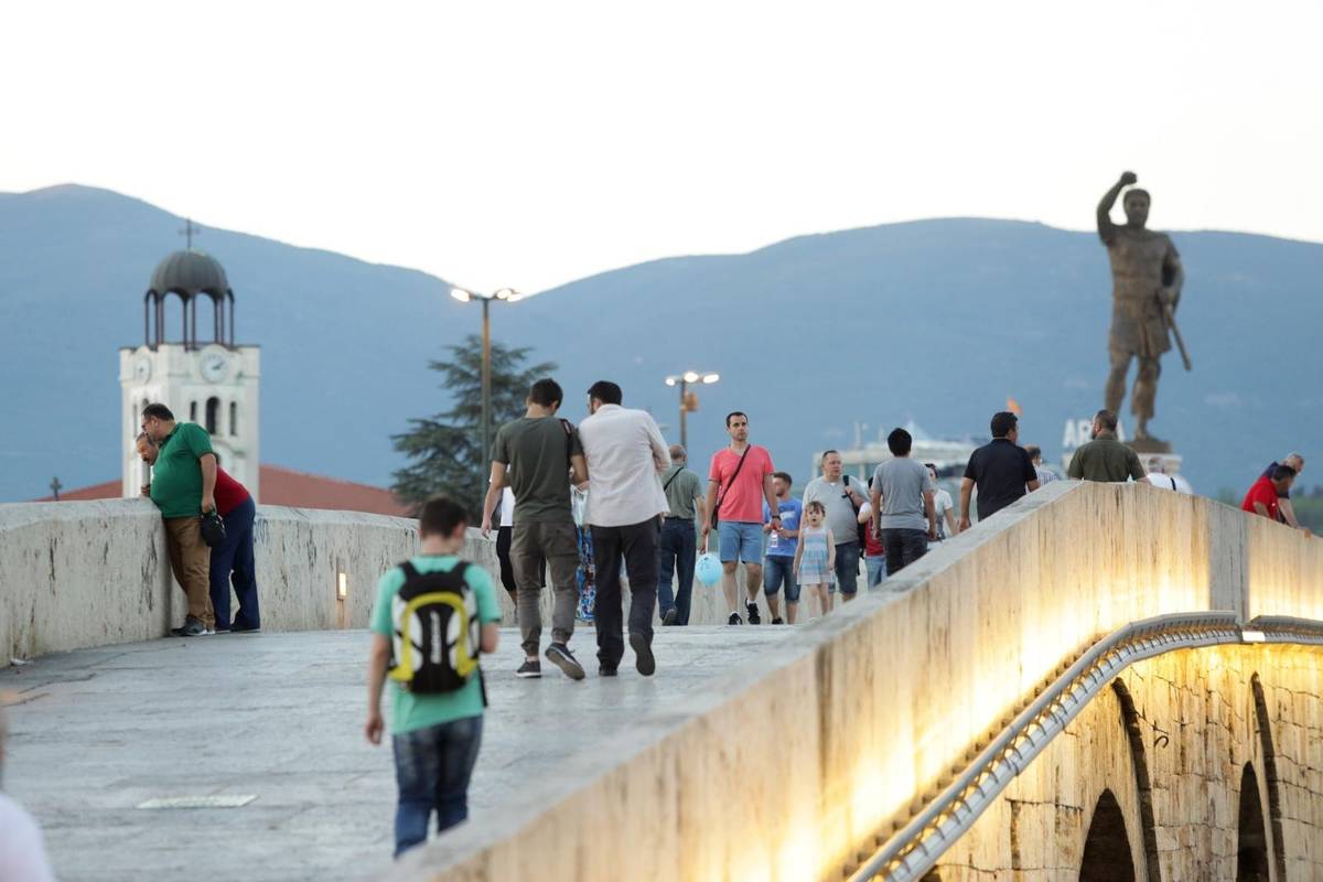 Crna Gora ograničila cijene kruha i dijeli ulje siromašnima