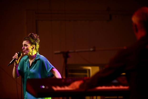 Oroslavje: Doris Dragović nastupila na Ljetnoj pozornici