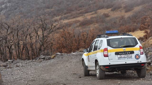 Organizirana velika potraga HGSS-a za nestalom osobom na području Velebita