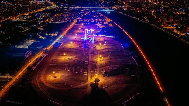 FOTO Pogledajte spektakularnu rasvjetu za Thompsonov koncert
