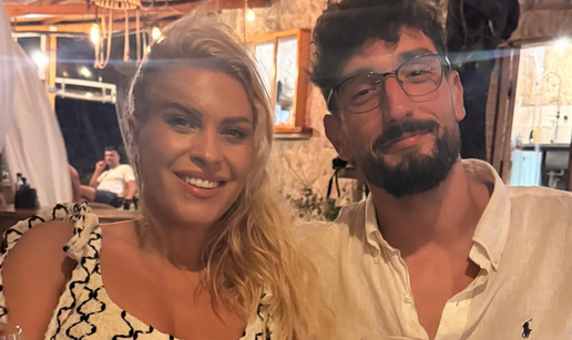Katarina Baban s ko&scaron;arka&scaron;em pobjegla na more, ljubav im cvjeta: 'Ba&scaron; si pa&scaron;ete, sjajite!'