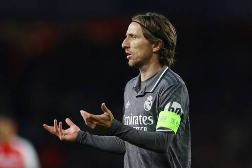 Španjolci otkrili zašto se Real i Modrić nisu dogovorili? 'Luka je žrtva, odluku je čekao do jutra'