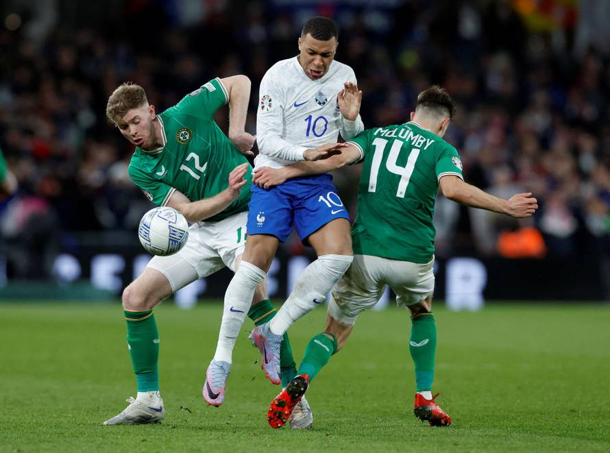 UEFA Euro 2024 Qualifiers - Group B - Republic of Ireland v France