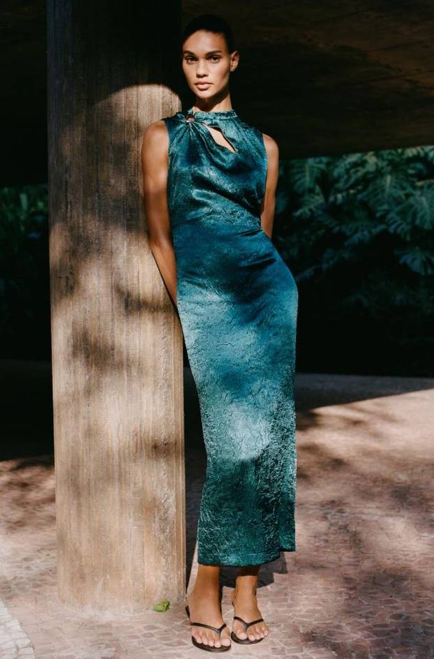 Pozvani ste na svadbu i nemate haljinu? Imamo 30 prijedloga koji vas neće baciti u 'bankrot'