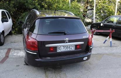 Traže zatvor za razbijače auta odvjetnika iz Srbije