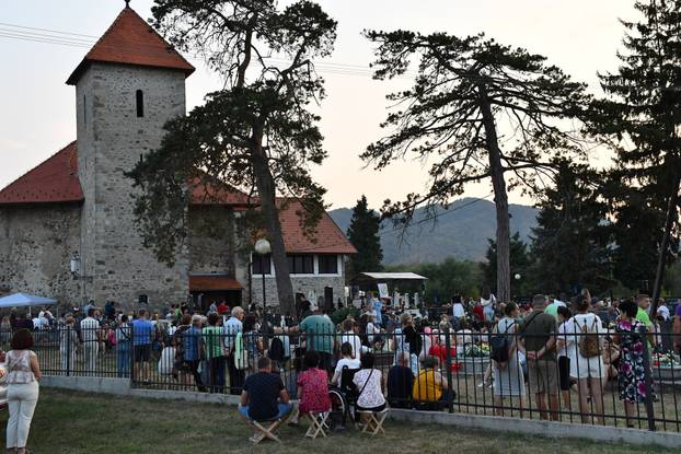 Kloštar: Tradicionalno predvečerje Velike Gospe